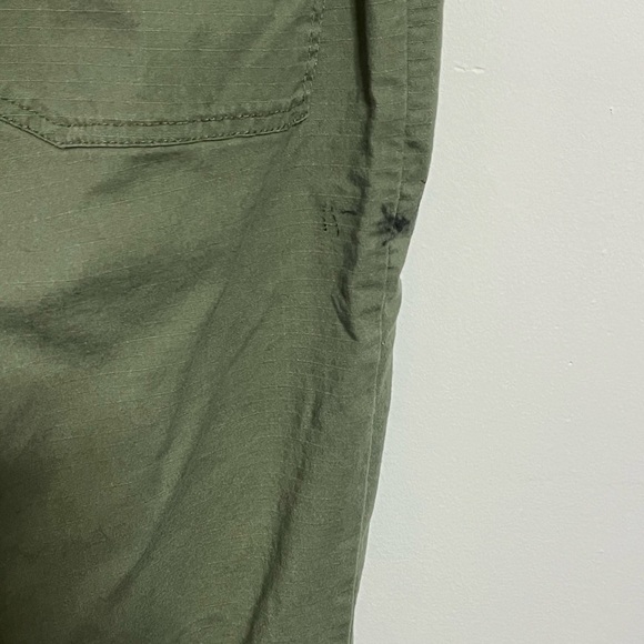 LL Bean Green Pants - Picture 8 of 10
